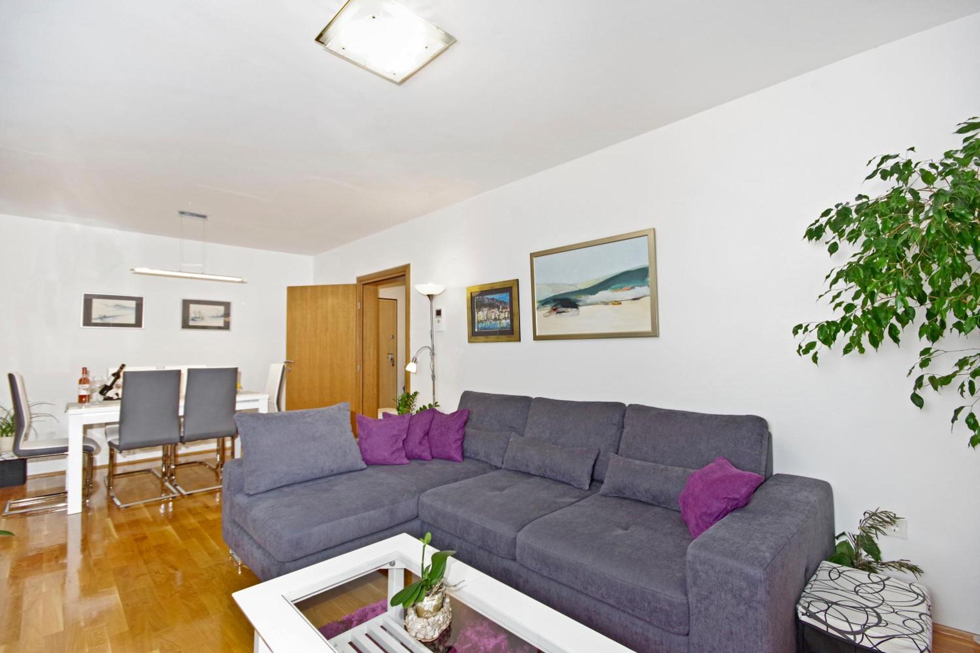 Apartma Apartman *